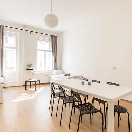 Premier Old Town Soukenicka Apartment *